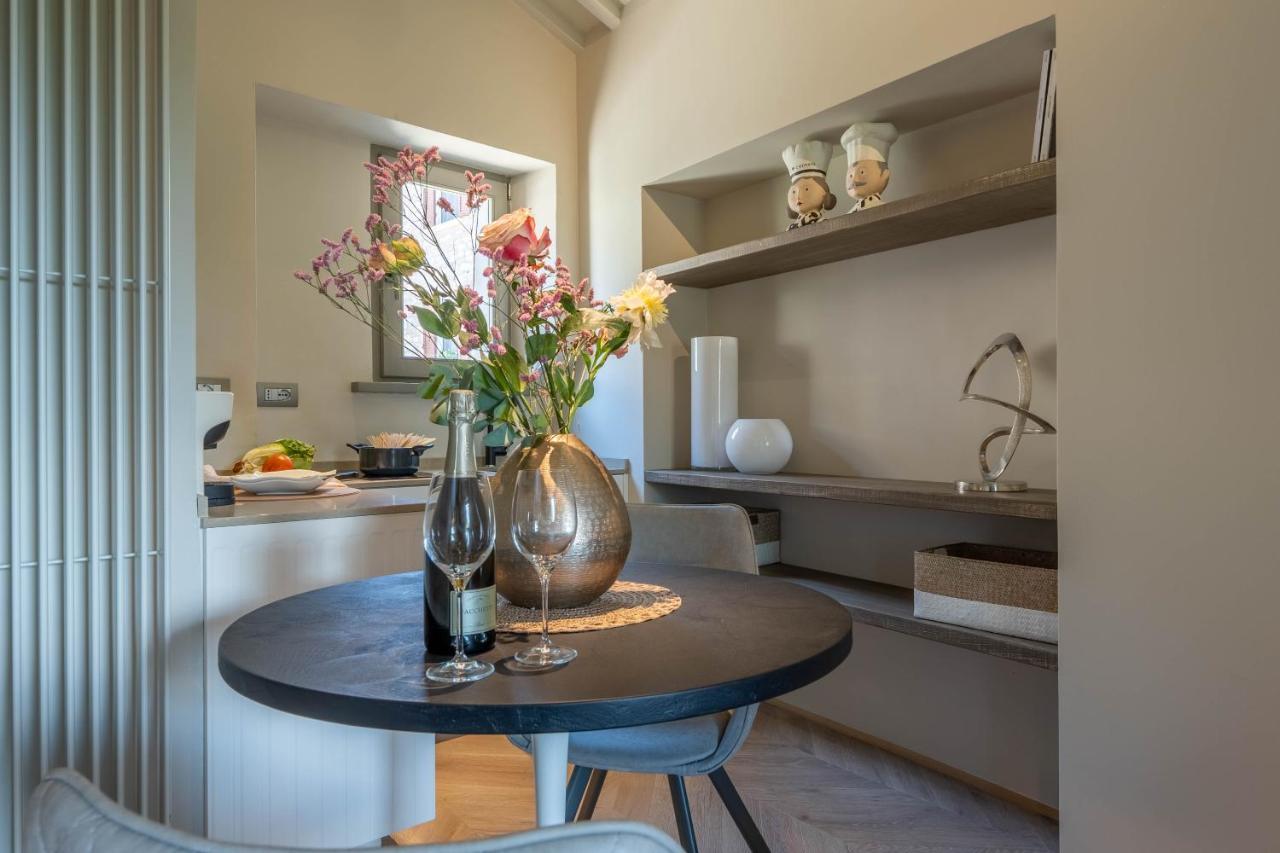 Forma Your Boutique Suite Corciano Eksteriør bilde