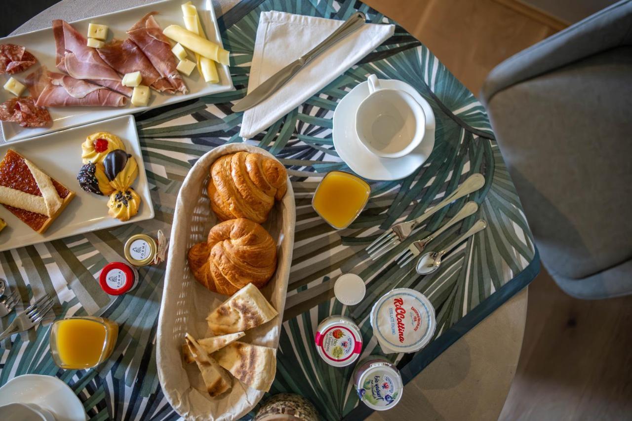 Forma Your Boutique Suite Corciano Eksteriør bilde