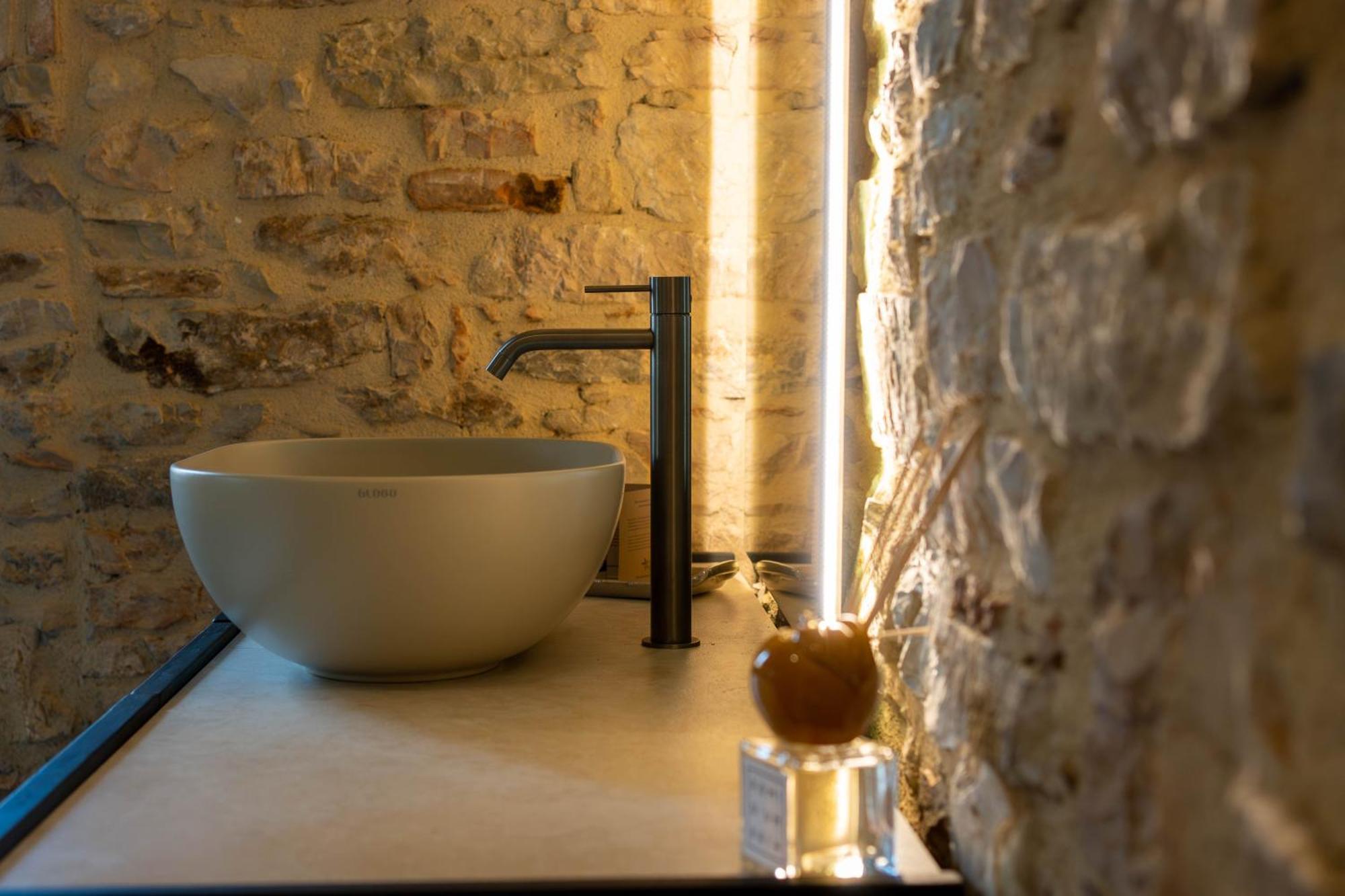 Forma Your Boutique Suite Corciano Eksteriør bilde