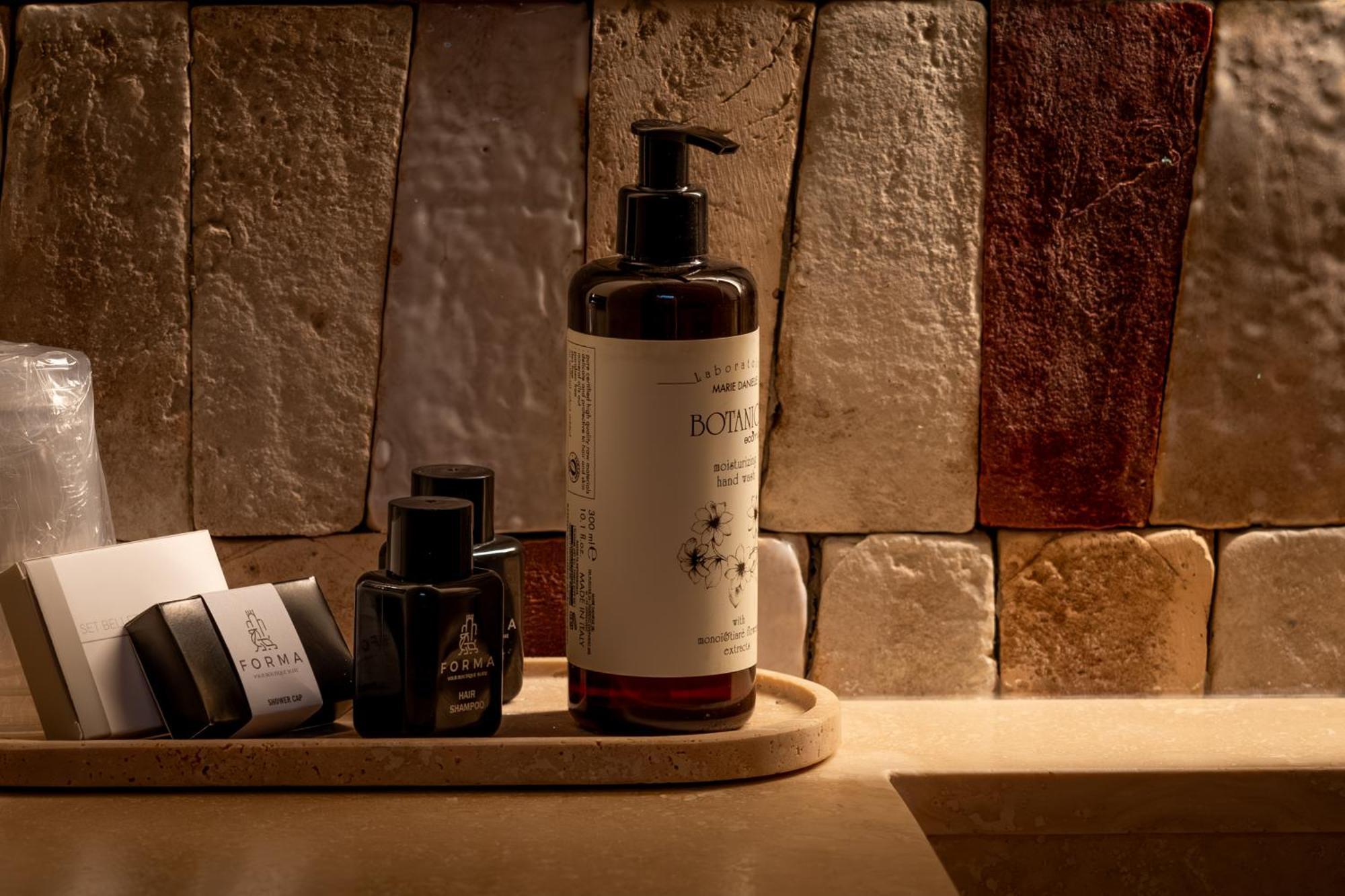 Forma Your Boutique Suite Corciano Eksteriør bilde