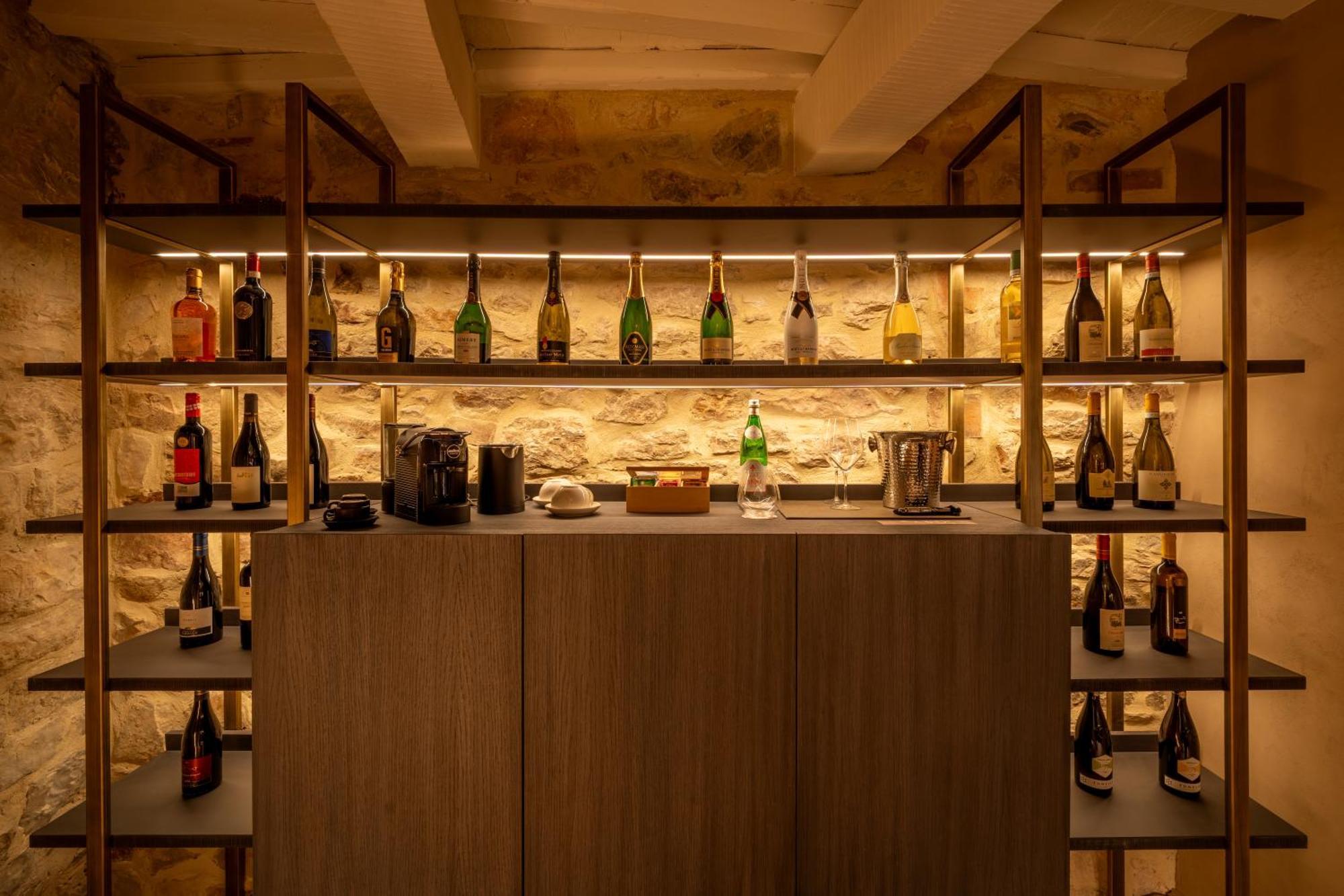 Forma Your Boutique Suite Corciano Eksteriør bilde