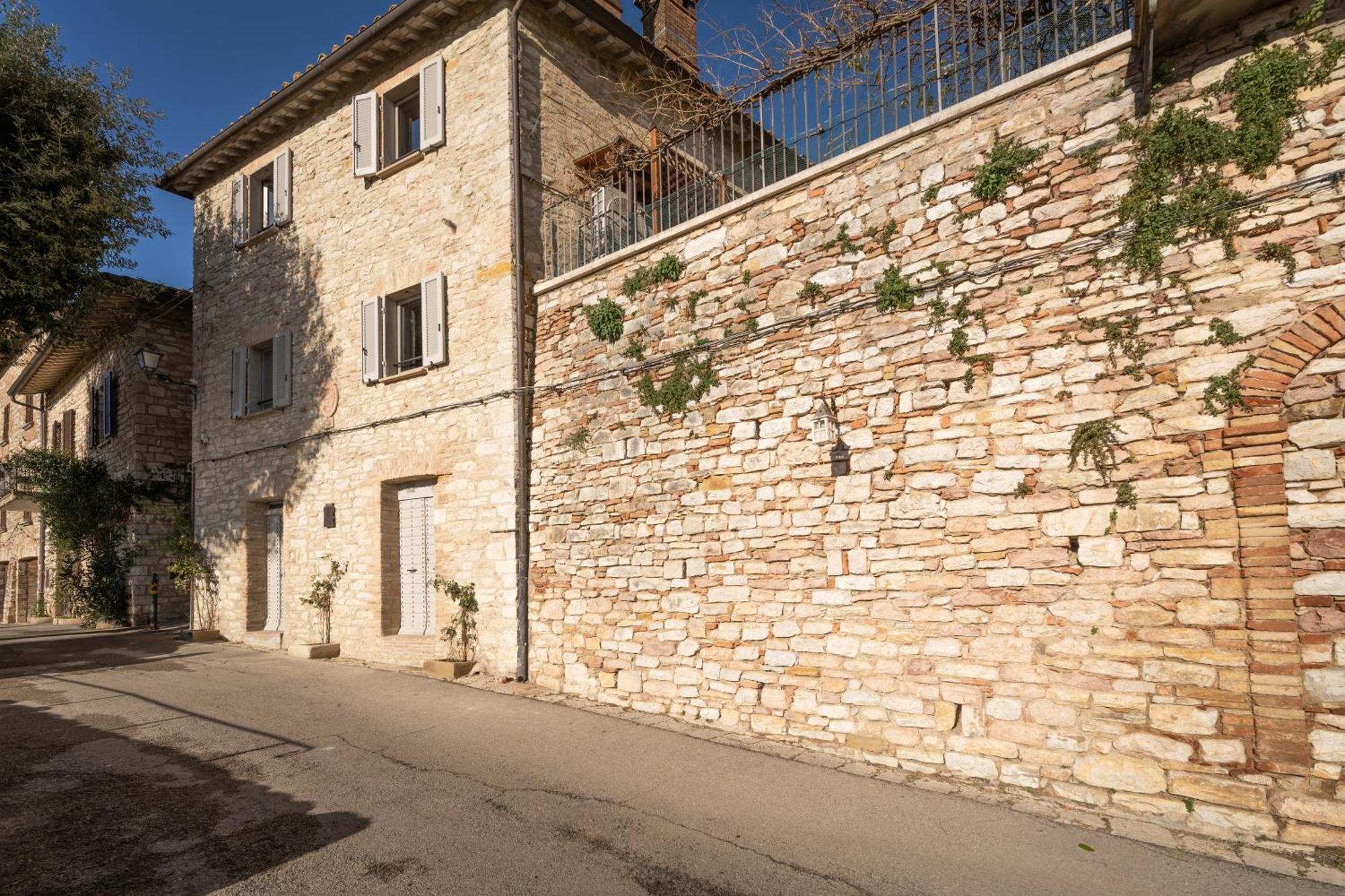 Forma Your Boutique Suite Corciano Eksteriør bilde